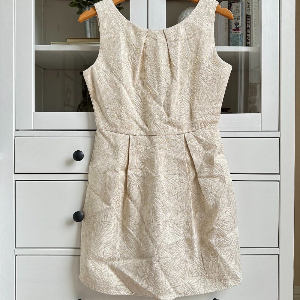 NWT Pink Owl Boutique Dress - metallic gold and cream color, size M
